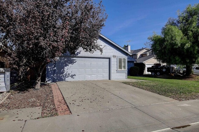 Photo - Updated 3 Bedroom Home on Quiet Court with Covered Patio