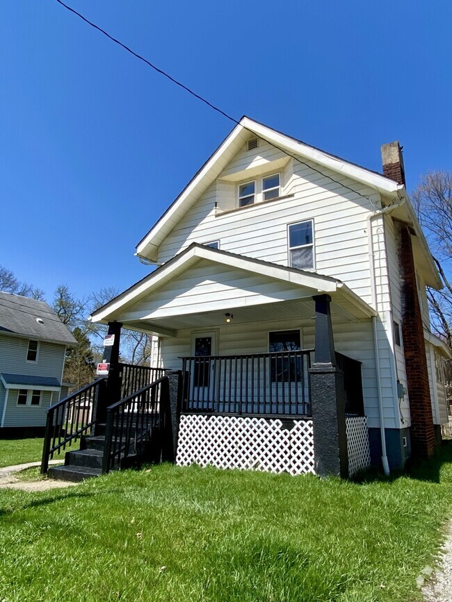 Building Photo - 987 Whittier Ave Rental