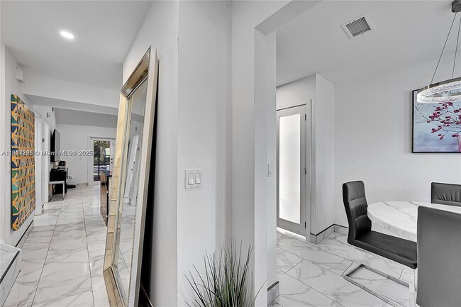 Photo - 18578 Woodstream Dr