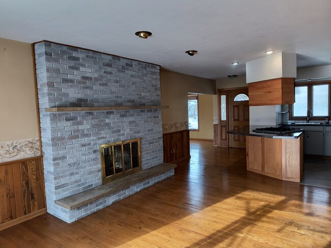 Photo - 2720 Ward Ave