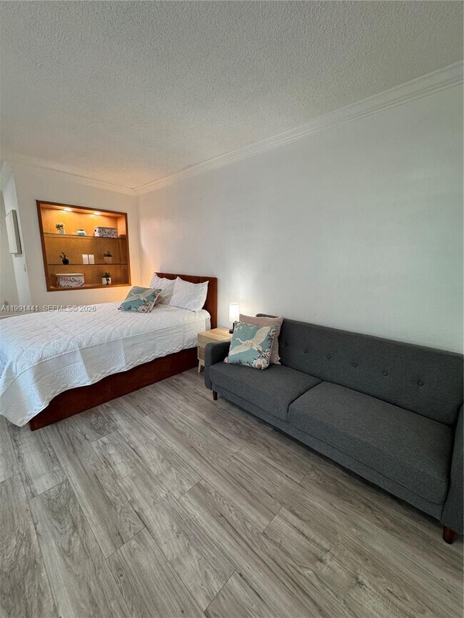 Photo - 740 11th St Unit 3A