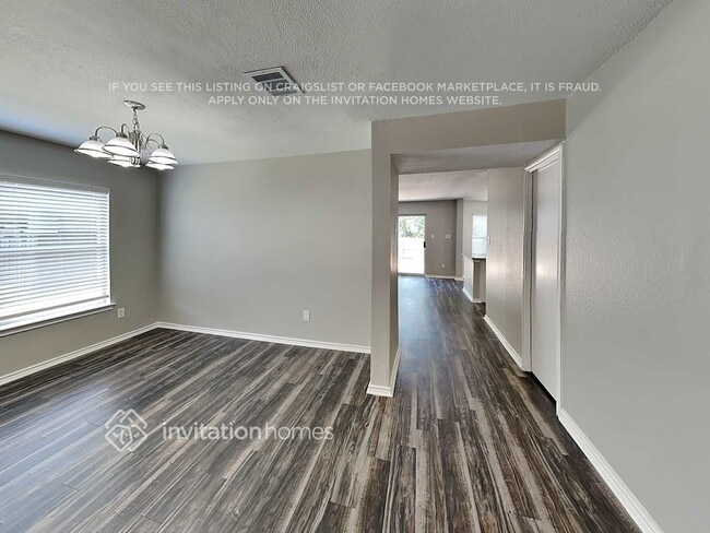 Photo - 12002 Peachtree Ln