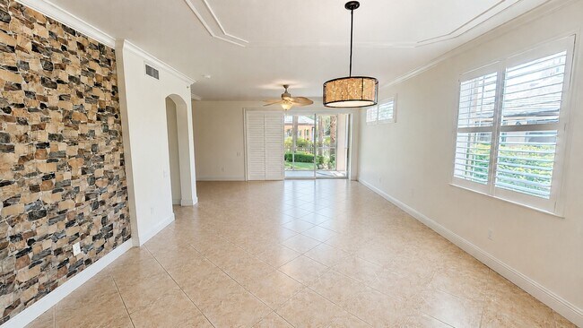 Photo - 6552 Moorings Point Cir