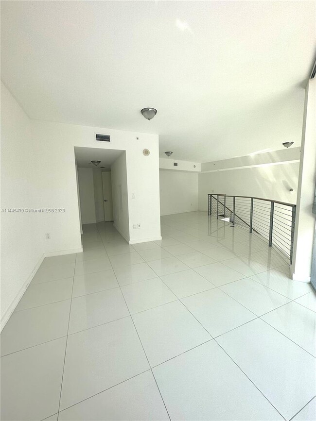 Building Photo - 350 S Miami Ave Unit 503 Rental