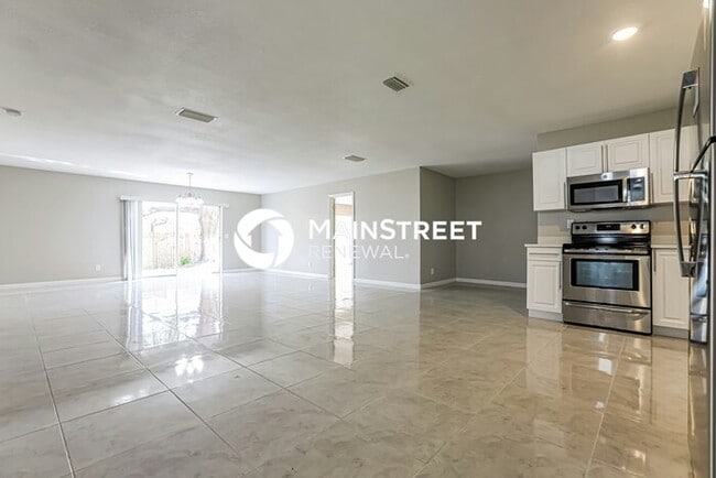 Photo - 5 Bedroom Pet-Friendly Home in VENICE, FL ...