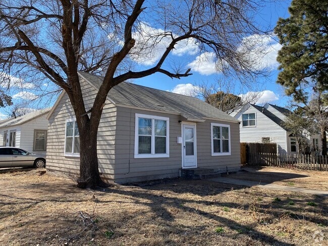 Building Photo - 1 Bedroom 1 bathroom house in North Lubbock!