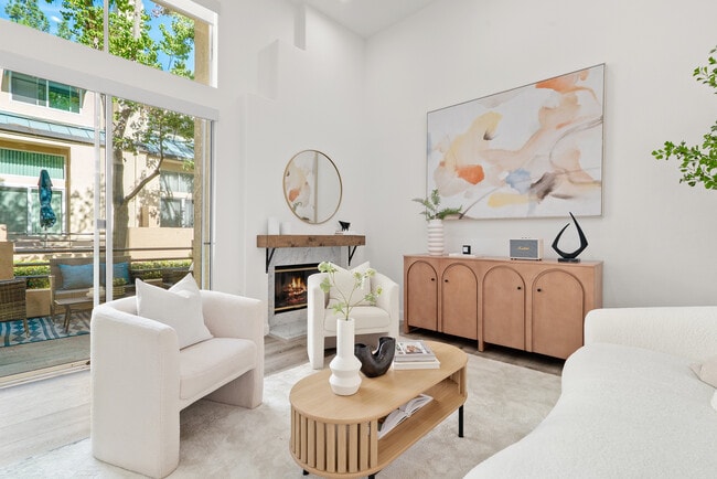 Photo - 430 Galleria Dr