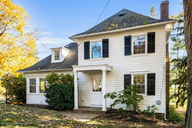 Photo - 800 Navesink River Rd