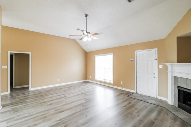 Photo - 1489 McAllen Cove