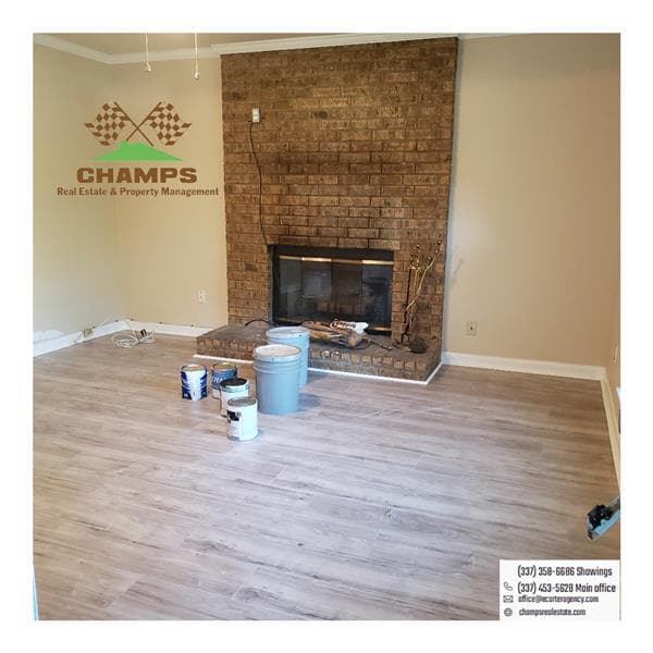 Photo - 402 Toronto Dr