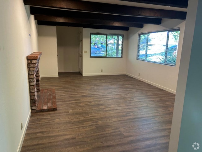 Building Photo - 2921 Jolyn Way Rental