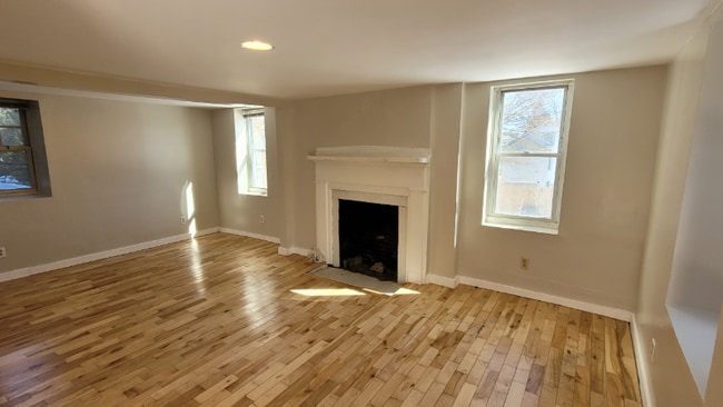 Photo - 36 Prest St Unit 36 Prest ST, New London, CT 06320