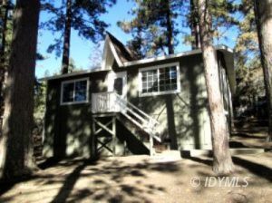 Stand alone house on a large fenced lot - Stand alone house on a large fenced lot