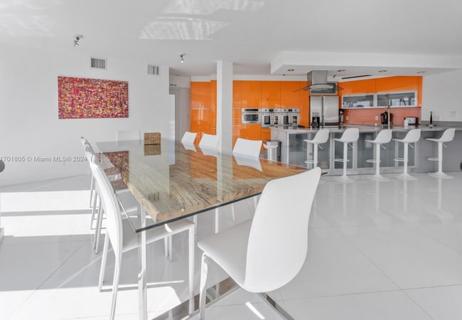 Photo - 7504 W Treasure Dr