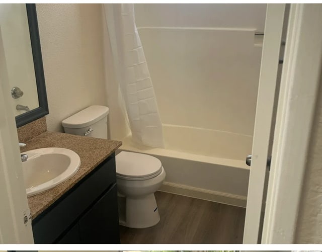 Photo - 455 Cherry Ln Unidad L