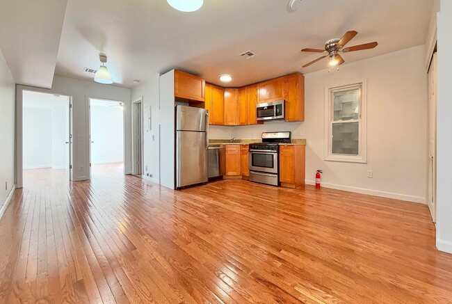195 Webster Ave Unidad 2