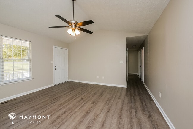 Photo - 3652 Reynolds Rd