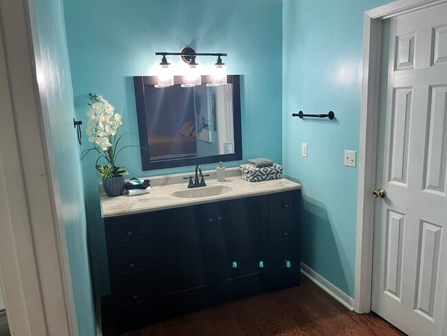 Photo - 45 Cinderella Ln NW