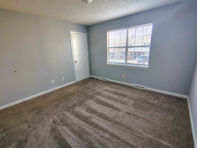 Building Photo - 74 Ferguson Dr