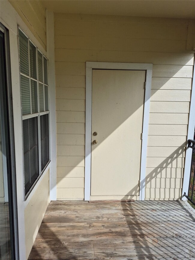 Photo - 12565 Melville Dr Unit 224