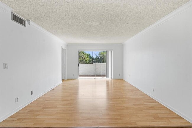 Photo - 6075 N Sabal Palm Blvd