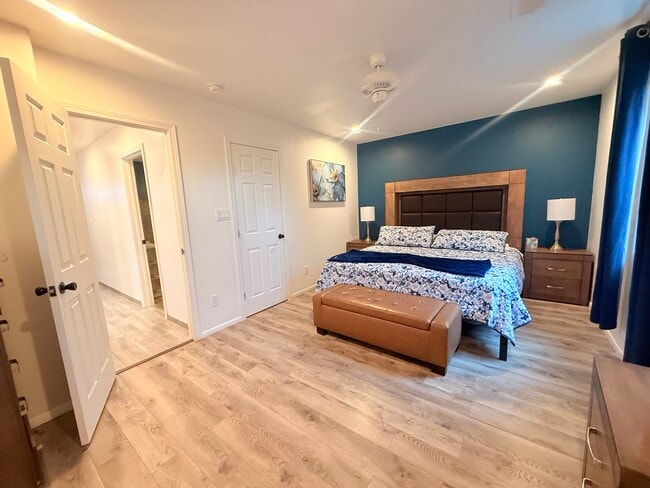 Photo - 19 Scarlett Ln