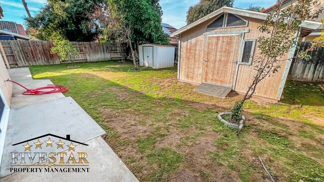 Photo - House for Rent on 4605 Mt. Vernon Avenue