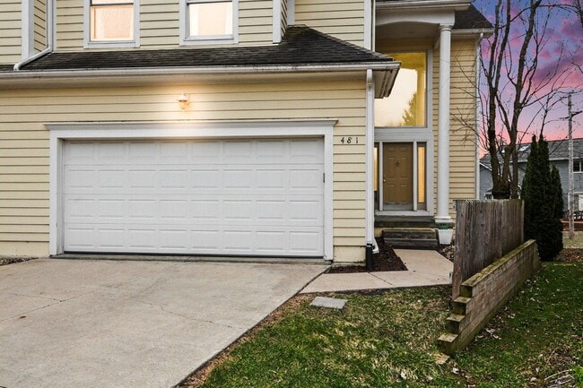 Building Photo - 481 Village Oaks Ct