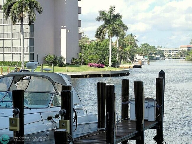 Photo - 1523 E Hillsboro Blvd Condo Unit 335