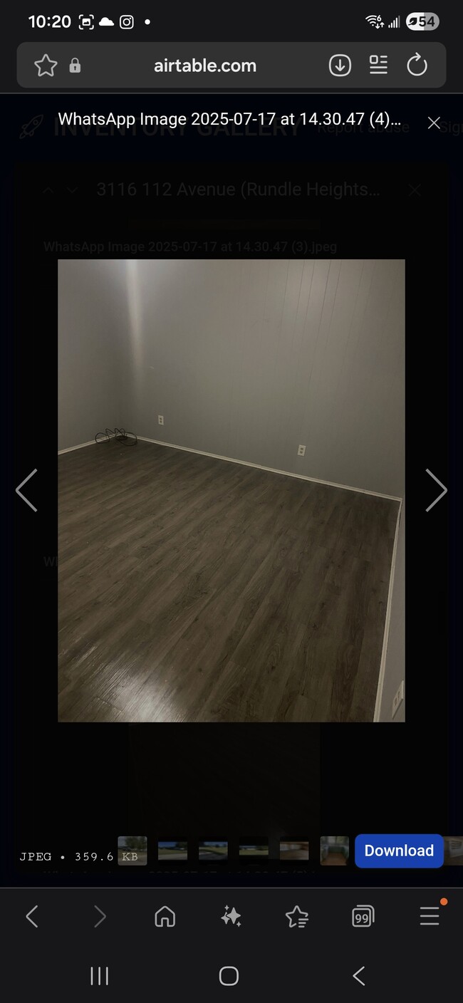 Photo - 3116 112 Av NW