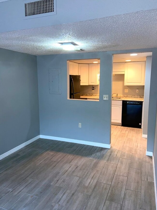 Photo - Two-story 1 bed /1.5 bath in Avalon of OC