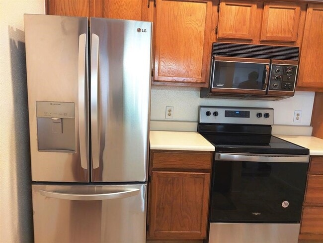 Photo - 2121 El Paseo St