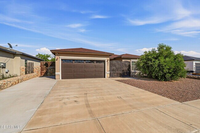 Photo - 641 Bariloche Dr