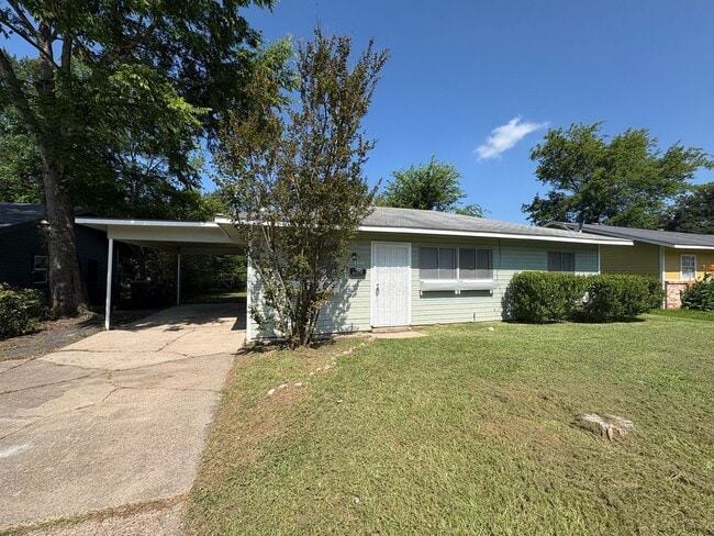 Photo - 8408 David Dr