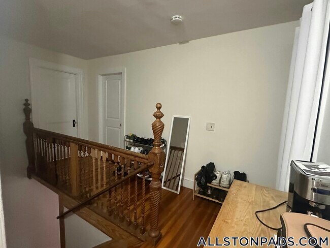 Photo - 53 Gardner St Unit 2