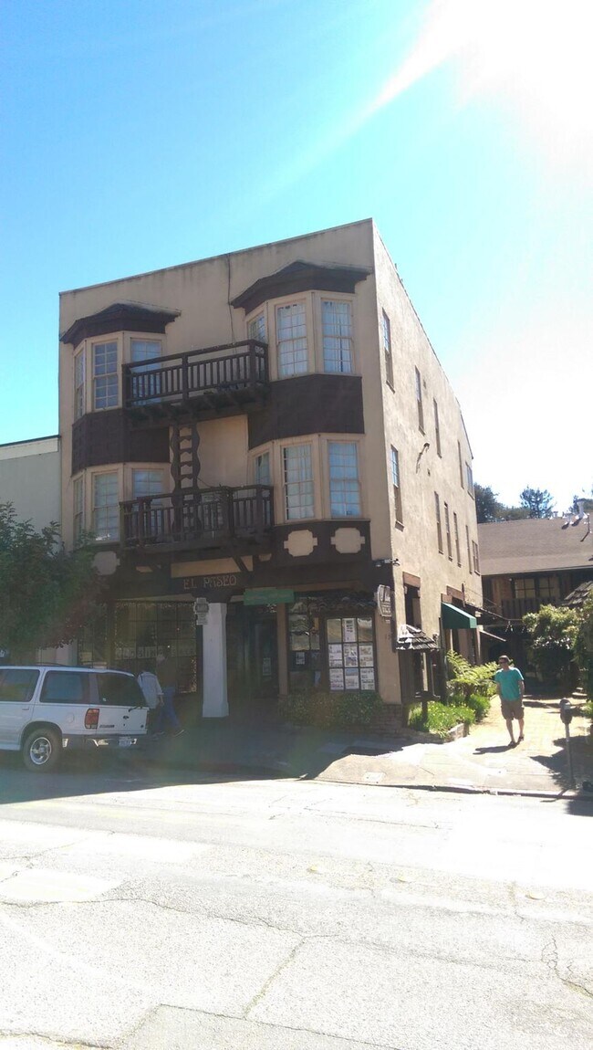 15 Throckmorton downtown Mill Valley - 15 Throckmorton Ave Unidad 21 El Paseo