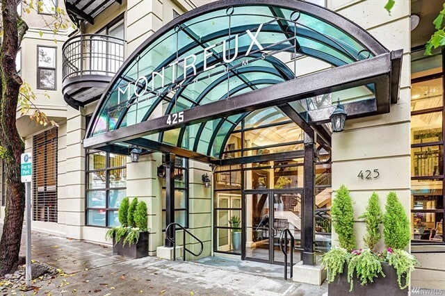 Building Photo - 425 Vine St Unit 325