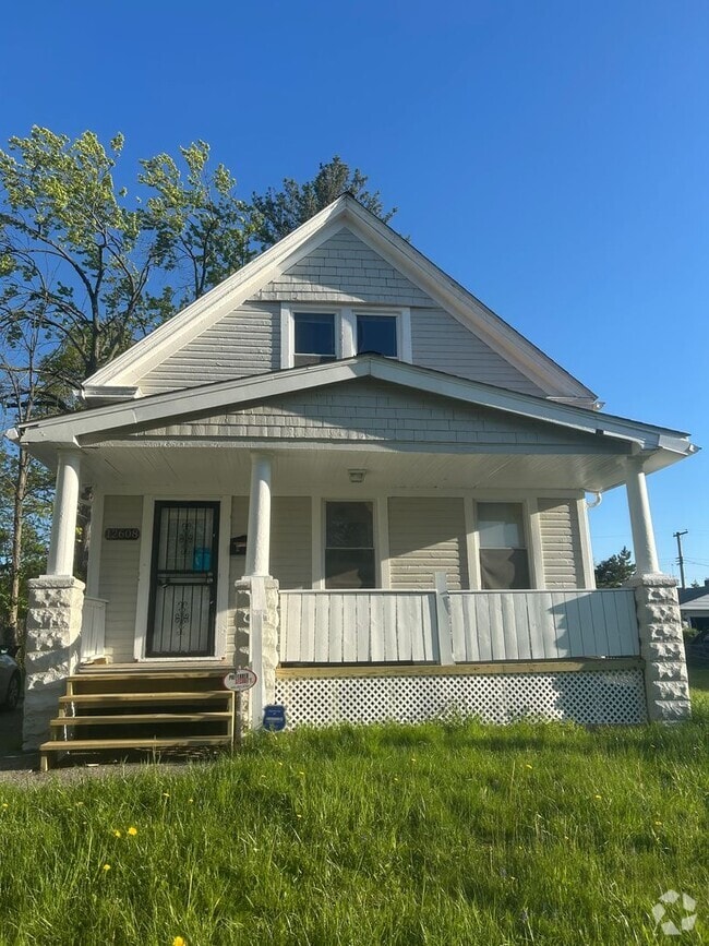 Building Photo - Section 8 Accepted! Rental