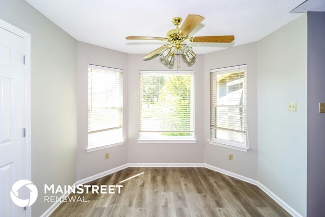 Photo - 2759 Colonial Towers Dr