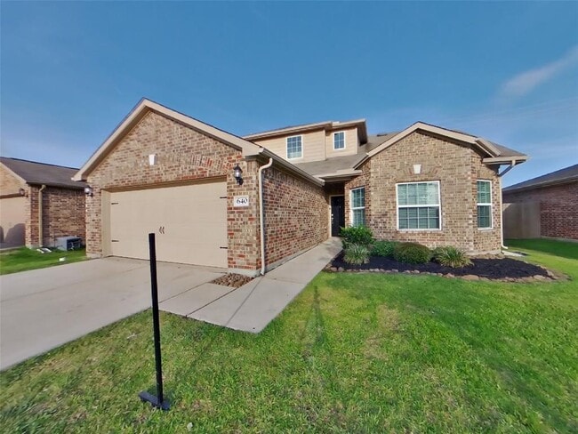 Photo - 640 Totem Trail Dr House