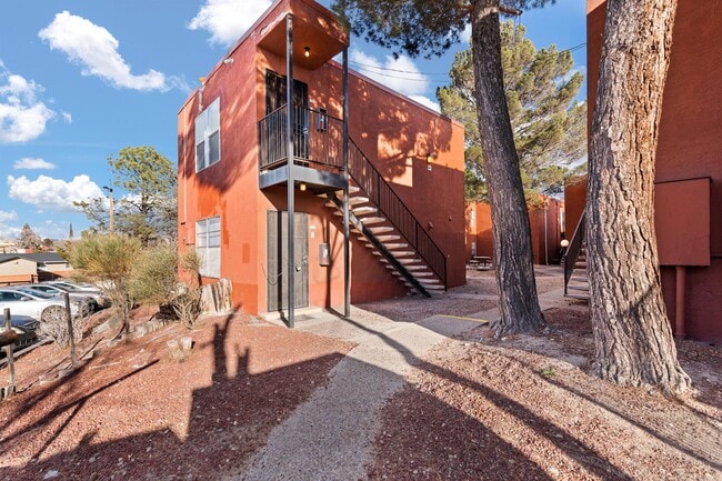 Photo - 2800 Vail Ave SE