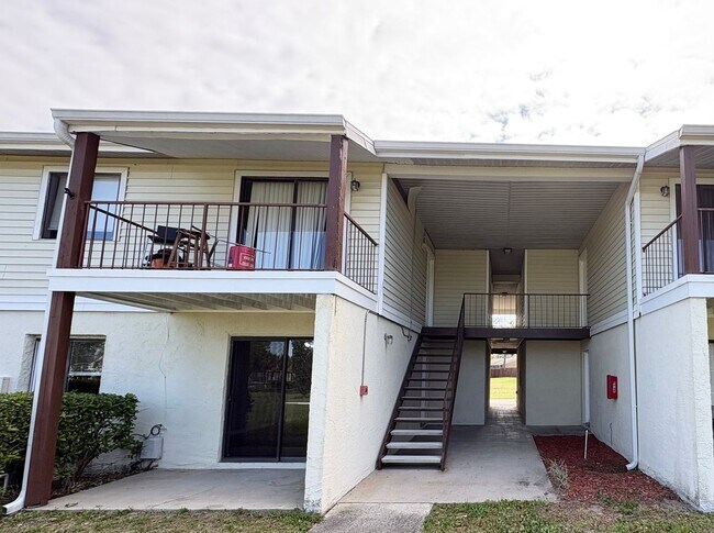 Building Photo - Altamonte Springs 1B/1BA Ground Floor Condo ~ Available NOW!!