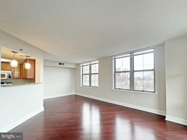 Photo - 11800 Sunset Hills Rd Unidad 722