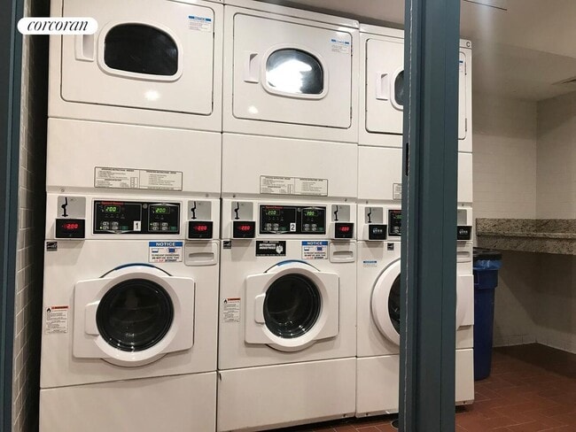 Photo - 125 Church St