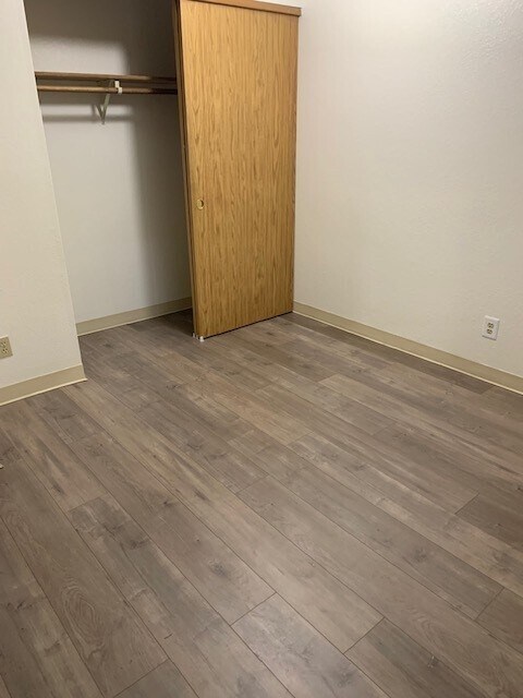 Photo - Mirrorwood Apartments