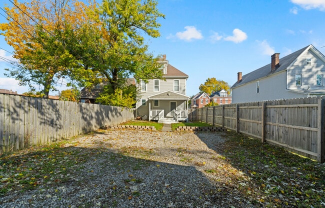 Photo - 873 E Livingston Ave