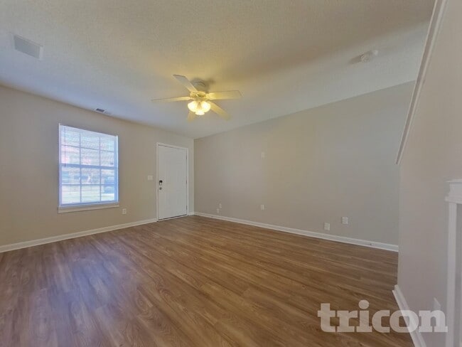 Photo - 153 Cottage Lake Way