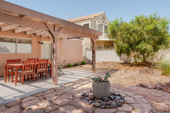 Photo - 8412 Surfs Up Dr