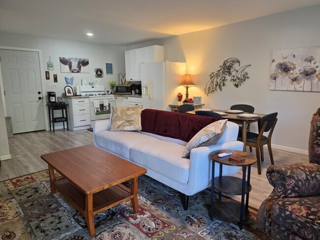 Photo - 15 Bougainville Dr Unit 1