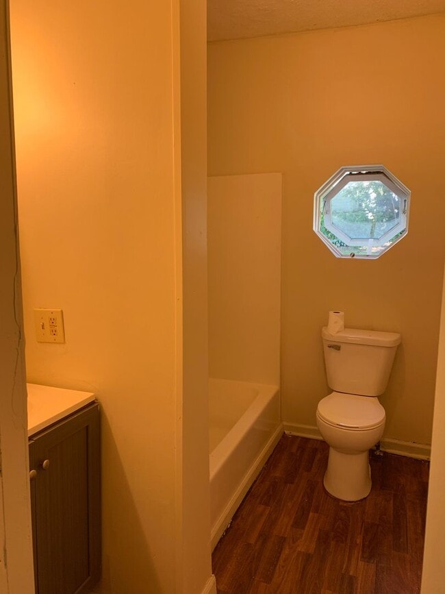 Photo - 822 Foote St